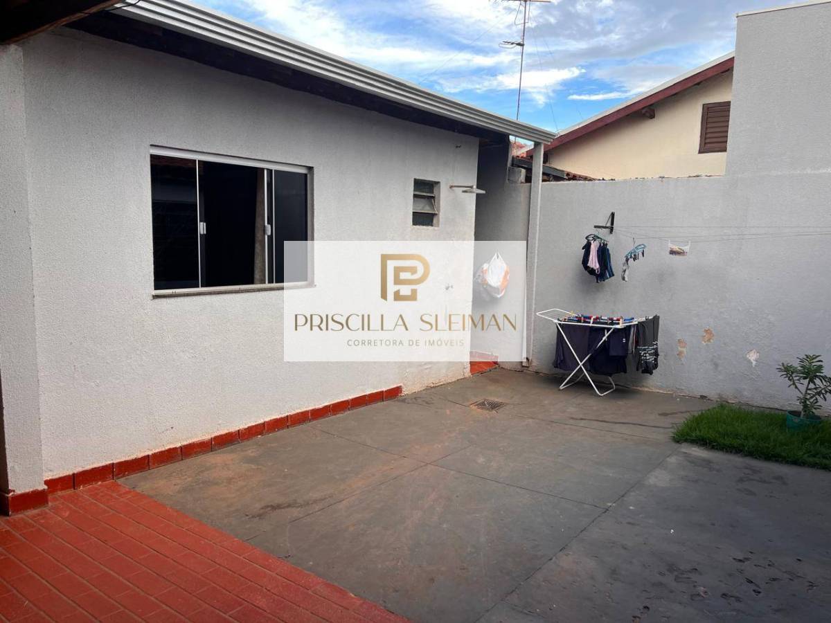 Casa à venda, com 4 quartos, 200m² - Priscilla Sleiman