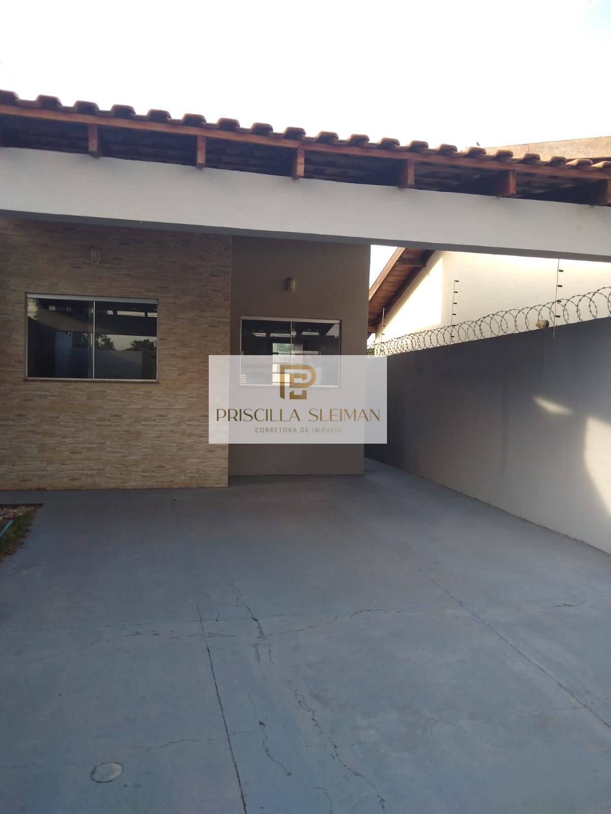 Casa à venda, com 2 quartos - Priscilla Sleiman